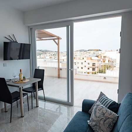 The Willows Penthouses With Jacuzzi Ghajn il-Kbira  Εξωτερικό φωτογραφία