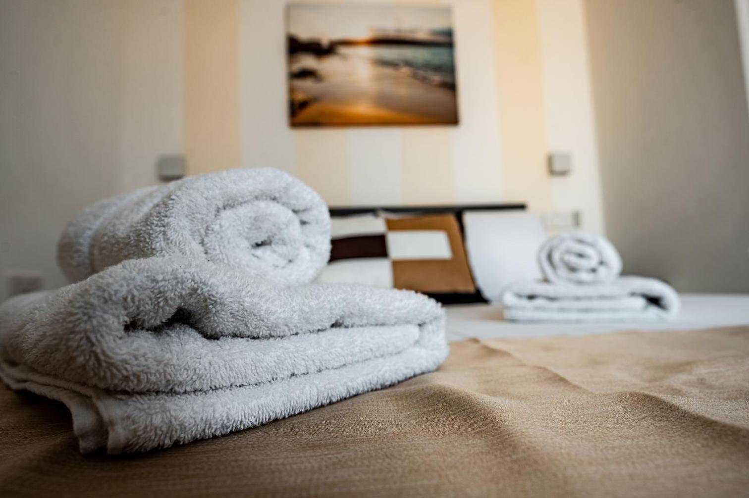The Willows Penthouses With Jacuzzi Ghajn il-Kbira  Εξωτερικό φωτογραφία